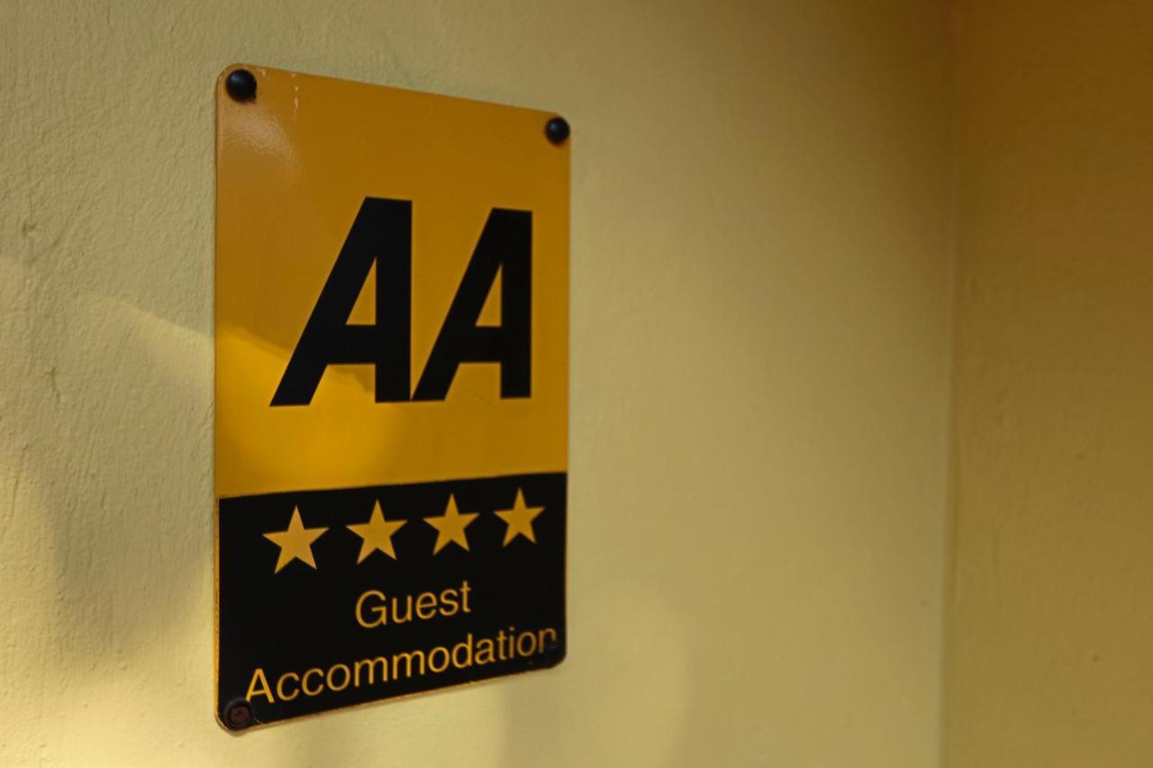 The Yellow House B&B Woodborough  Екстериор снимка